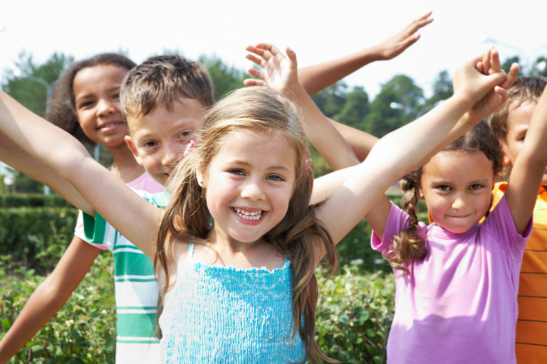 Promouvoir-et-agir-pour-les-droits-de-l'enfant